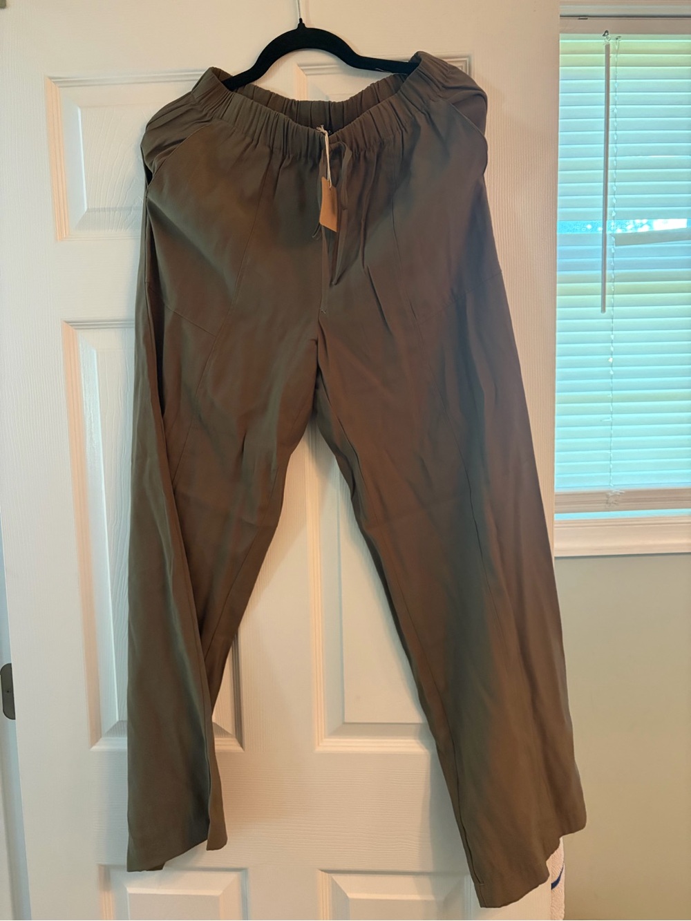 Blu Pepper Women's Chinos in Olive NWT